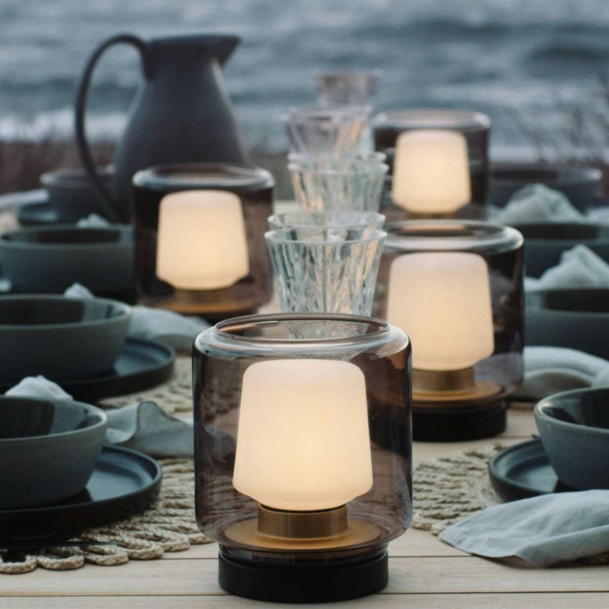 Outdoor Ambience Lamp Intelligent+ with New York stainless steel base and frosted glass, rechargeable and weatherproof