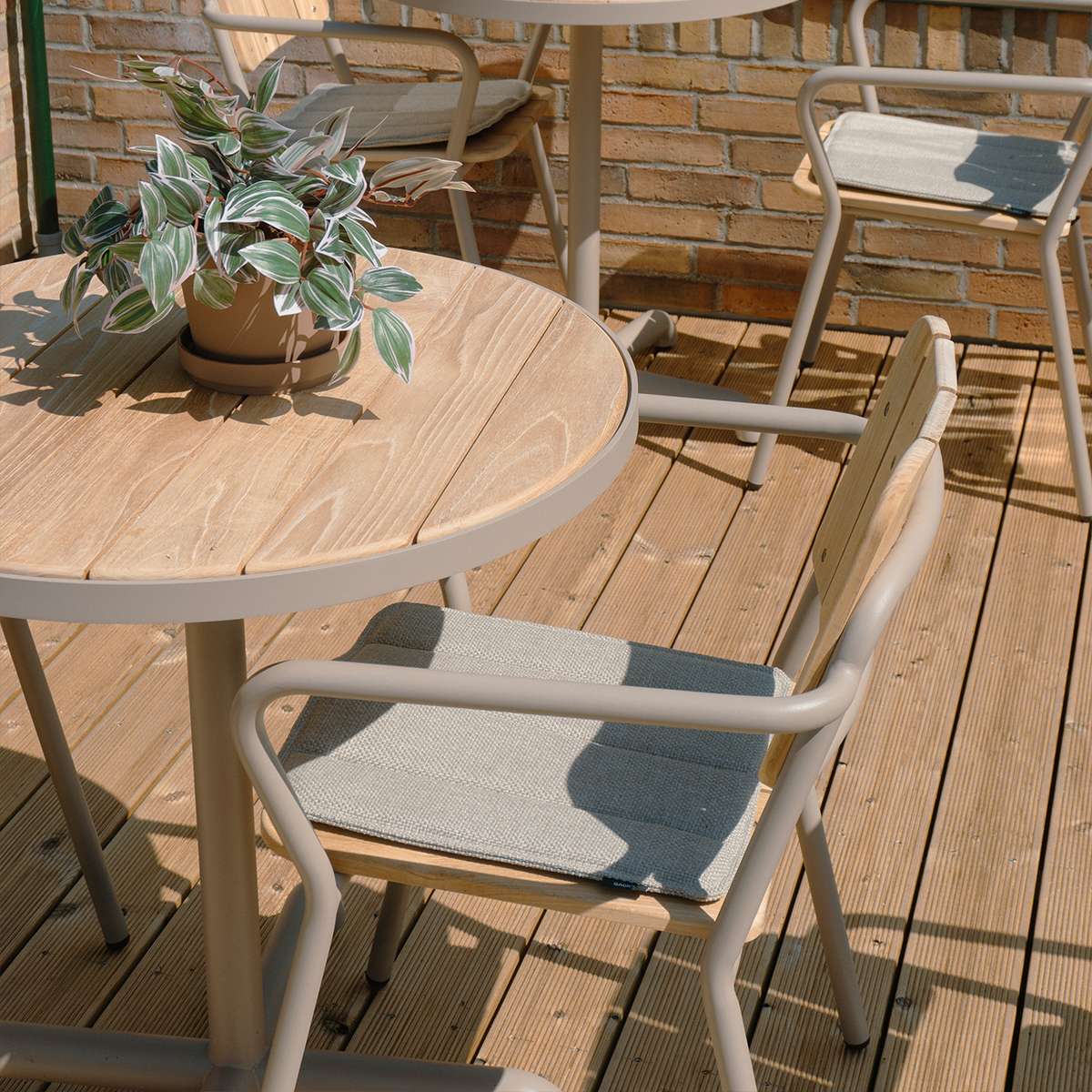 Kirra Noir cushion designed for Kirra Patio Chair with strap, made from olefin textile.