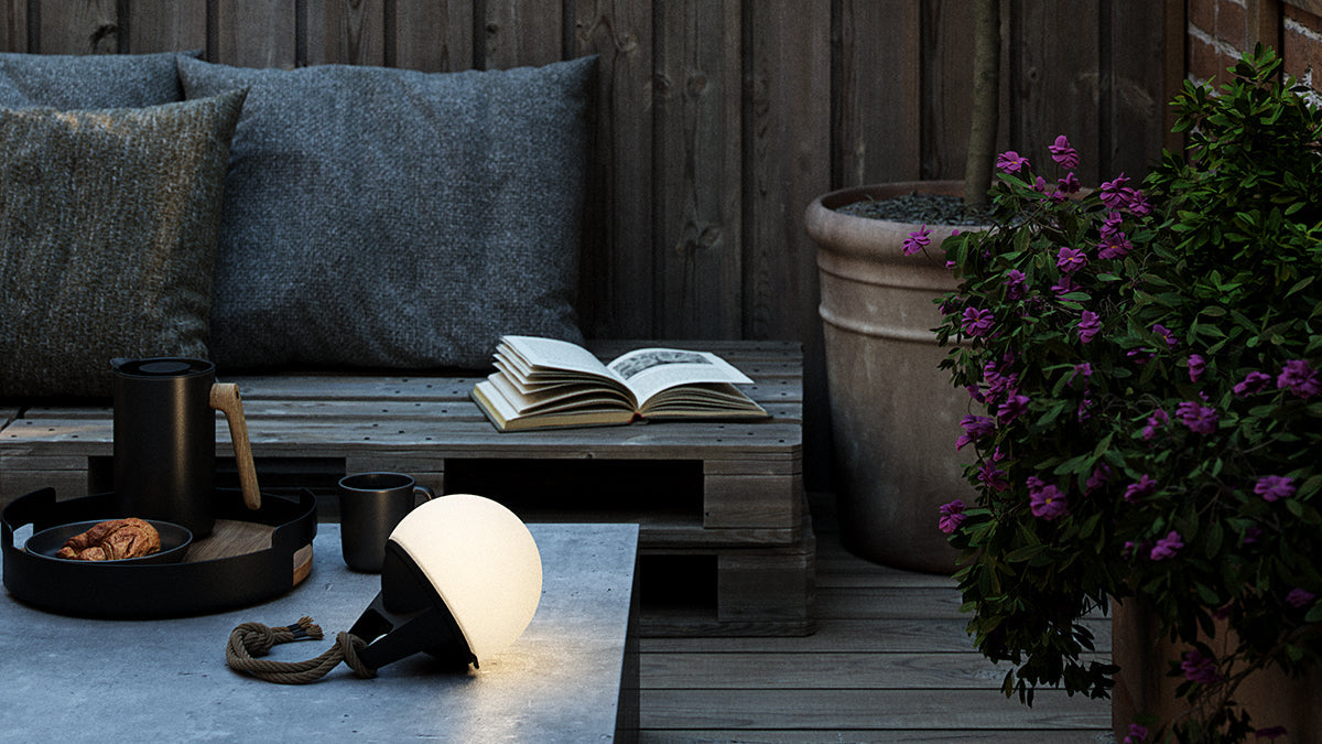 Light 155 - Outdoor / indoor battery powered lamp - Ø17 cm