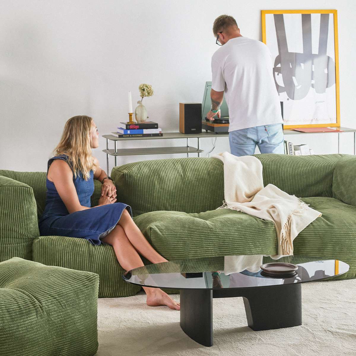 Soft Sofa Indoor 3-seater in rose corduroy fabric with soft, modular design and no frame.