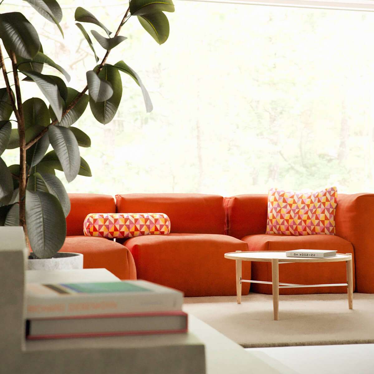 Soft Sofa Indoor 3-seater open sofa in neutral fabric with soft, cushioned design and low backrest.