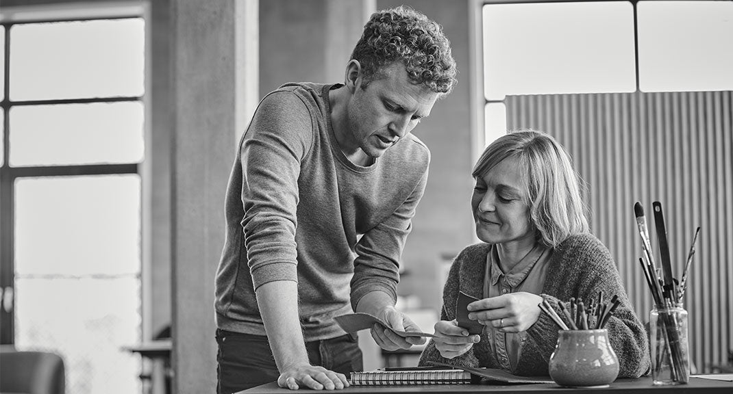 Ambience - Lamp Intelligent+ & Oslo base - Indoor lamp with base in oak