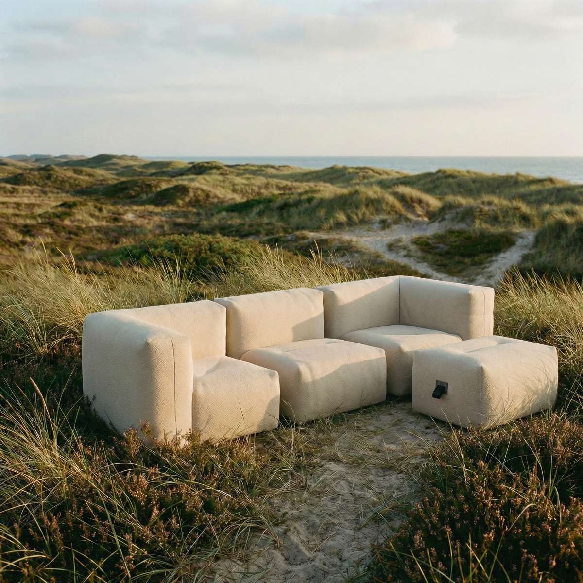 Soft Sofa Outdoor - 3 seater w/pouf