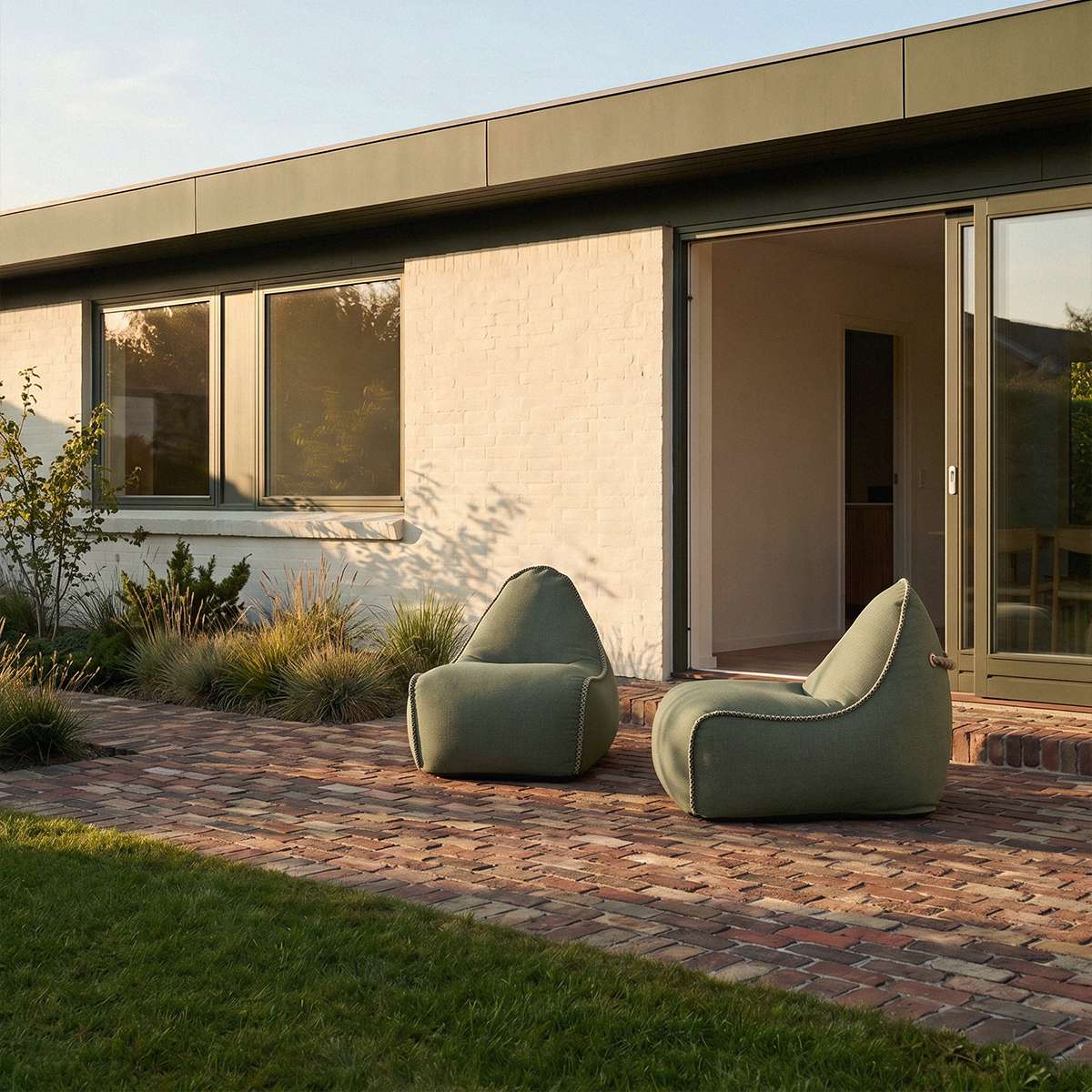 Cobana Lounge Chair