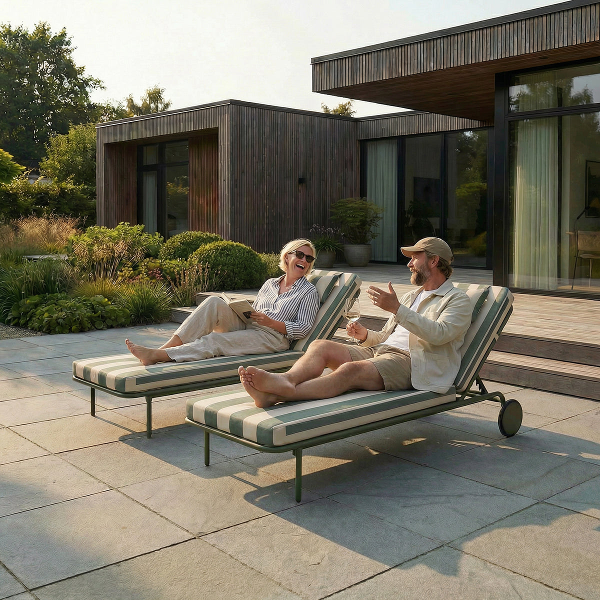 Mollis Sunbed - Mollis Sunbed in Olefin & Aluminium | SACKit