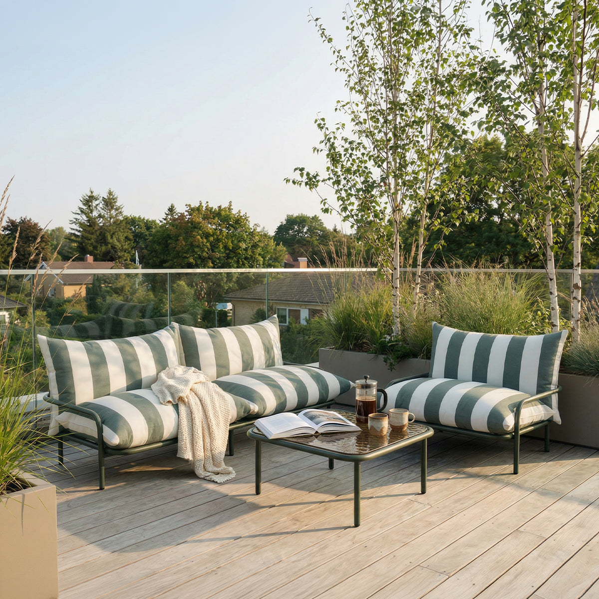 Mollis Coffee Table - Outdoor coffee table from SACKit in powder-coated aluminium and tempered glass.